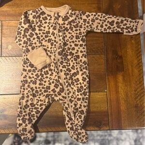 Wonder Nation Brown Leopard Print Footies